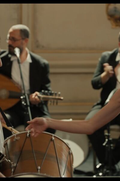 soyut-disavurumcu-bir-dostlugun-anatomisi-veyahut-yan-yana