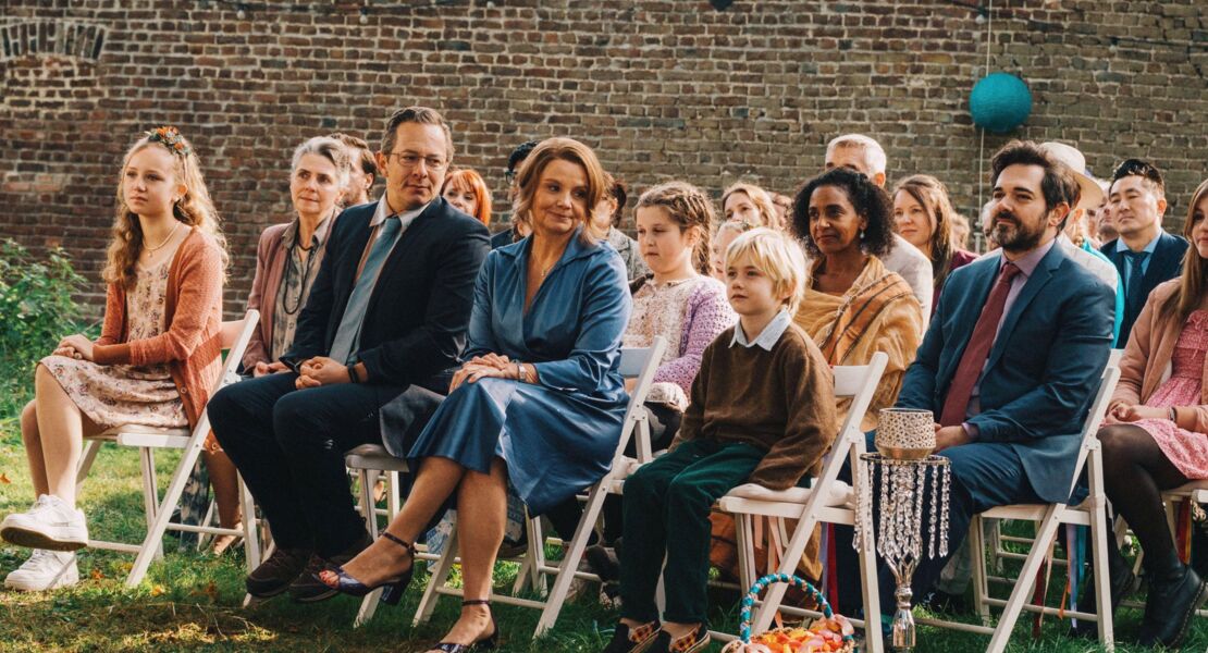 feste-freunde-ein-hoch-auf-uns